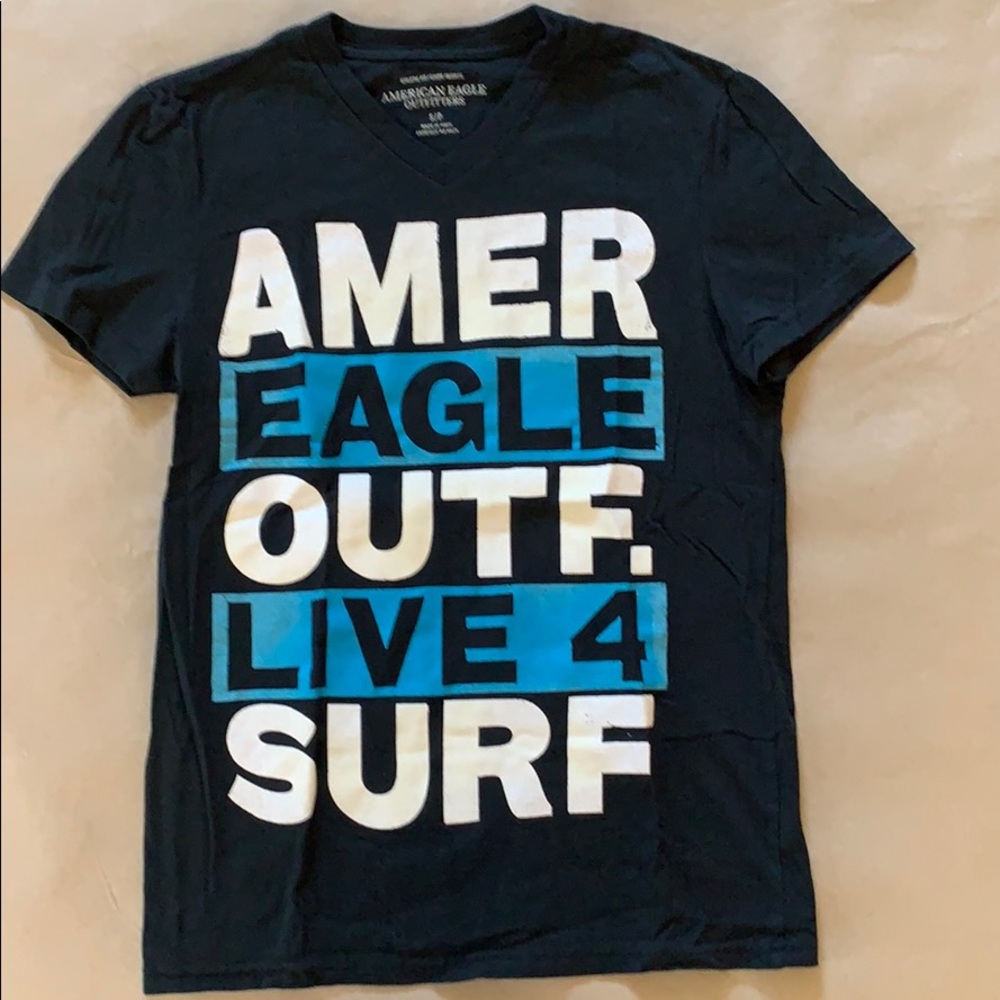 Men’s American eagle T-shirt black size small